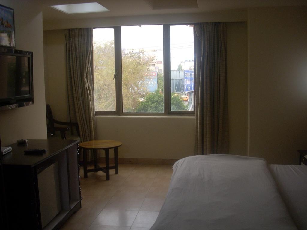 Hotel Ganga Ratan Agra  Kamer foto