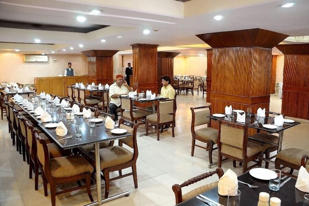 Hotel Ganga Ratan Agra  Buitenkant foto