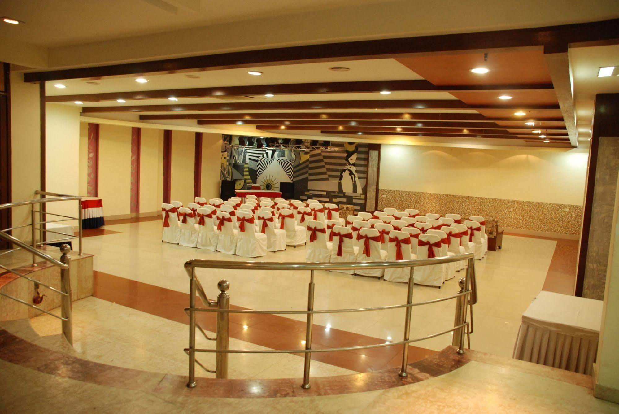 Hotel Ganga Ratan Agra  Buitenkant foto